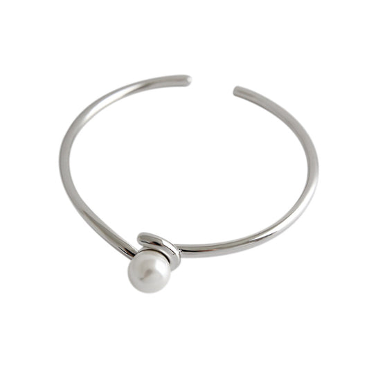 The Classic Pearl Bracelet