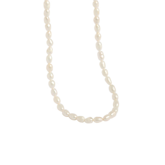 The Sleek Pearl Necklace