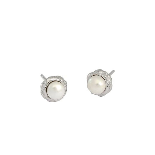 The Cutesy Little Pearl Earrings