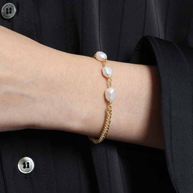 The Trinity Pearl Bracelet